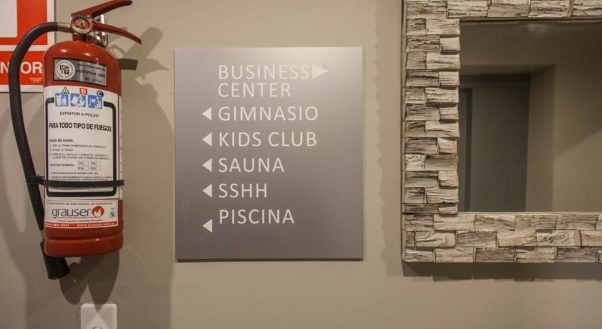 Peninsula Apartment